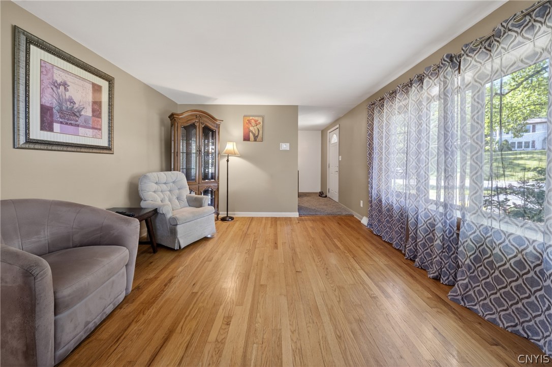 108 Richards Road Camillus, NY 13031 - Photo 16 of 37