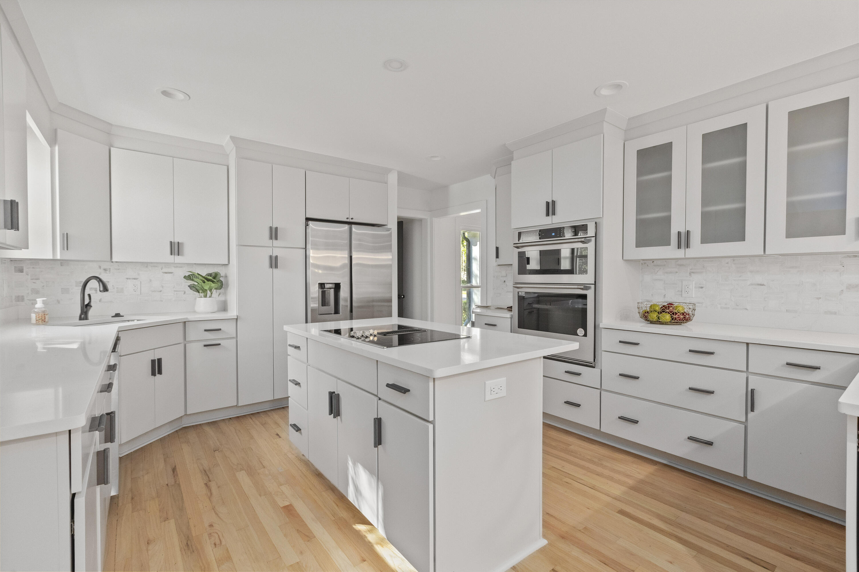 1019 Royalist Road Mount Pleasant, SC 29464 - Photo 19 of 52 Interior