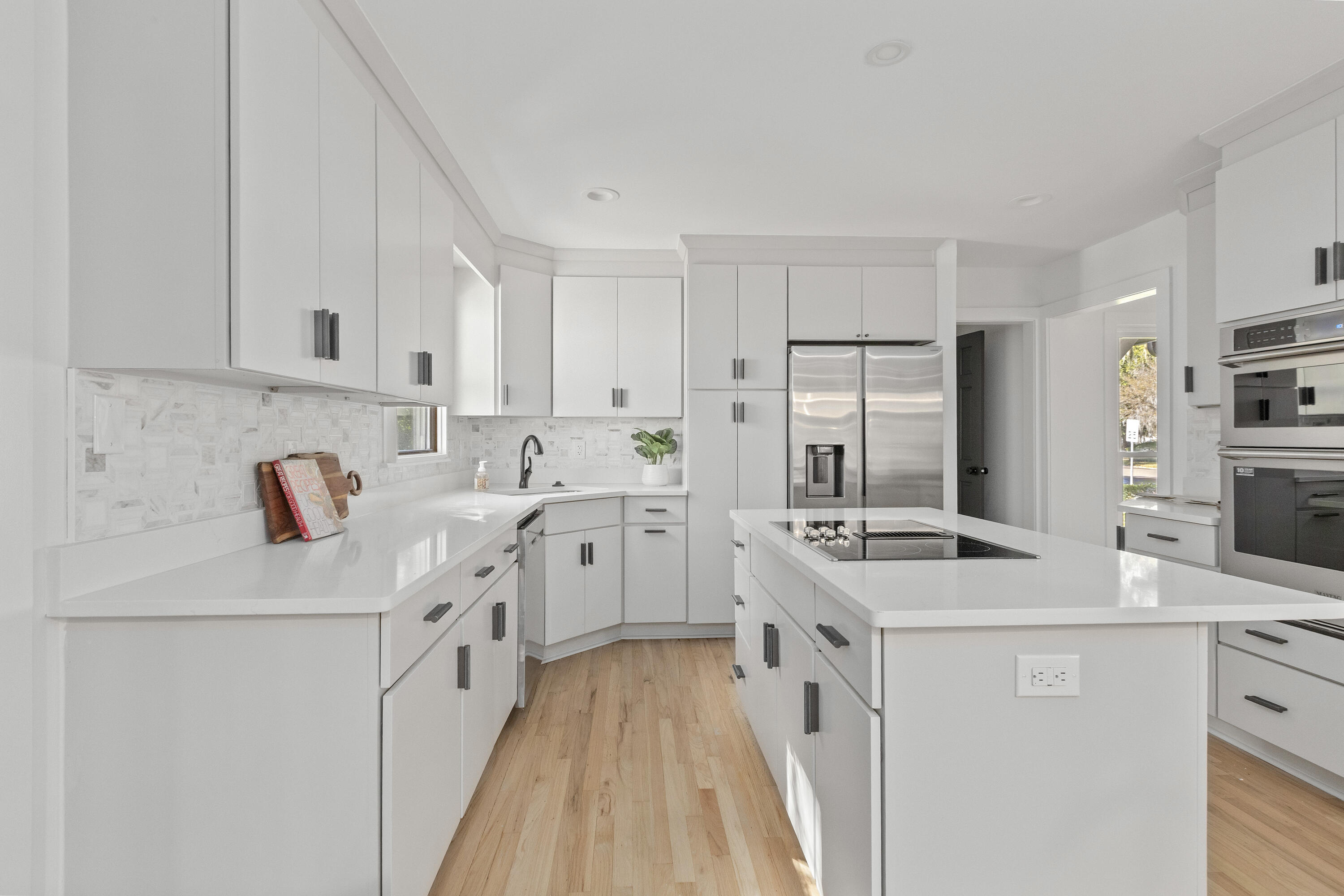 1019 Royalist Road Mount Pleasant, SC 29464 - Photo 20 of 52 Interior