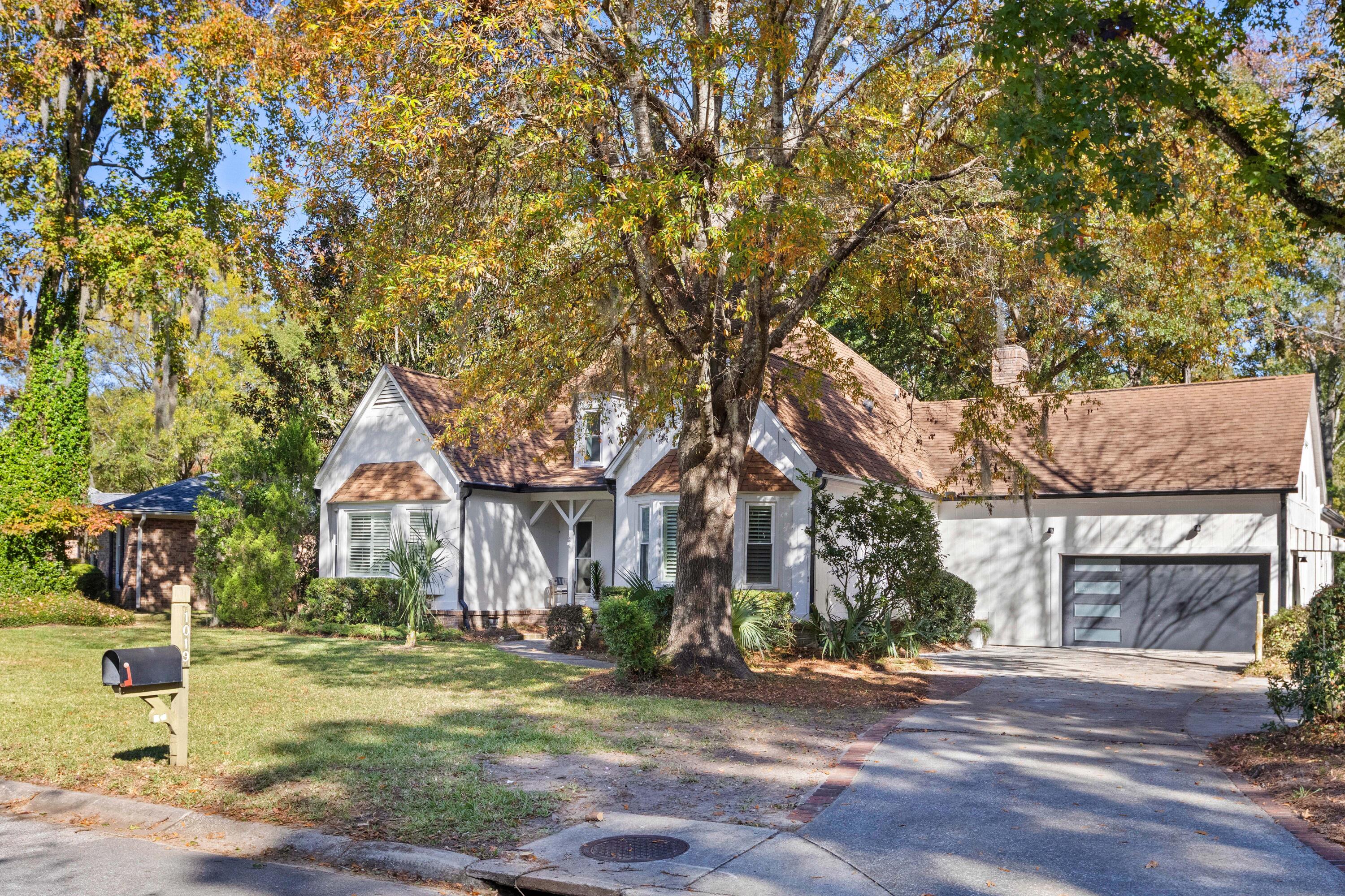 1019 Royalist Road Mount Pleasant, SC 29464 - Photo 5 of 52 Exterior
