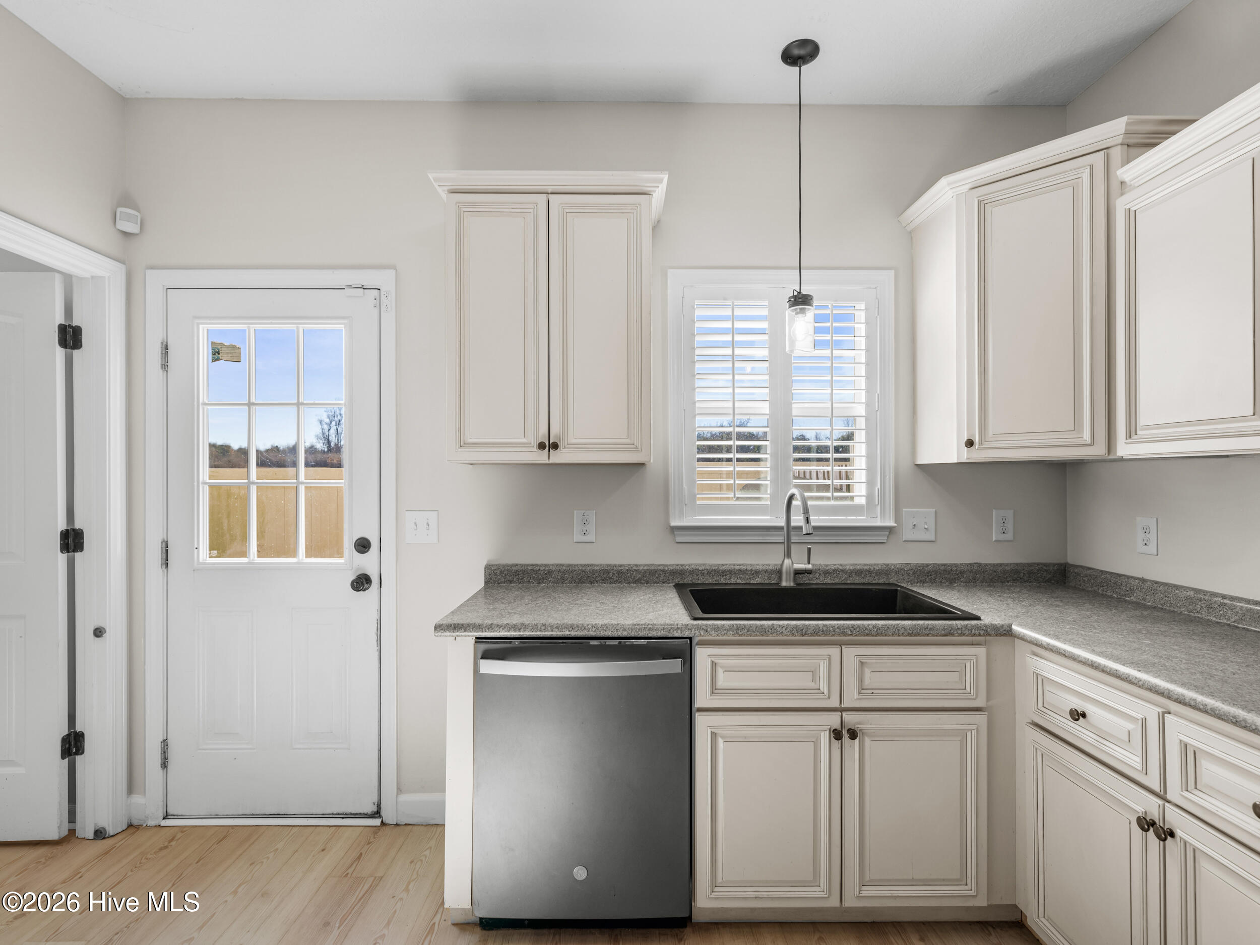 308 Winstead Loop Richlands, NC 28574 - Photo 17 of 53