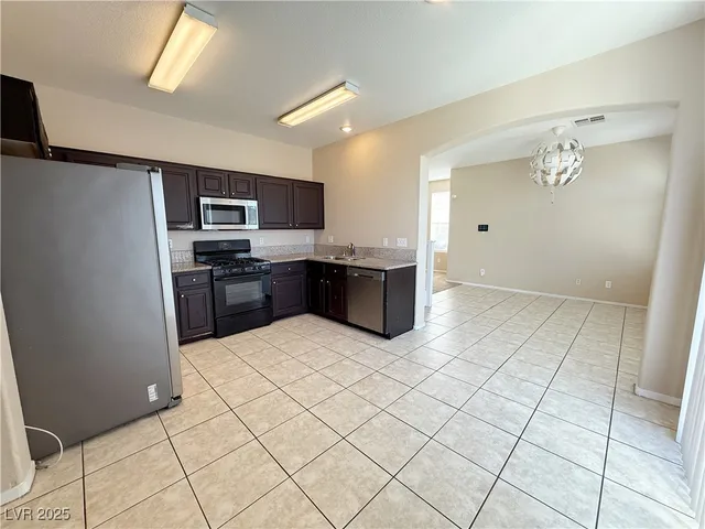 $1,700 | 5057 Midnight Oil Drive, Las Vegas, NV 89122
