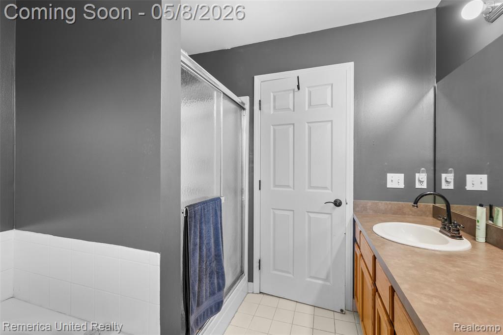 2558 Clivedon Road Howell, MI 48843 - Photo 42 of 46
