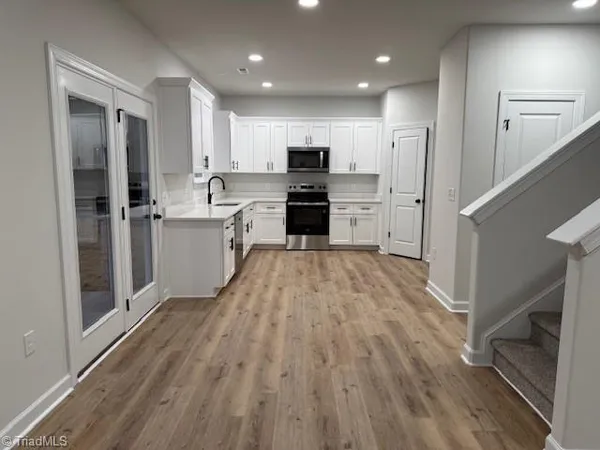 $2,000 | 2906 York House Drive, Greensboro, NC 27407