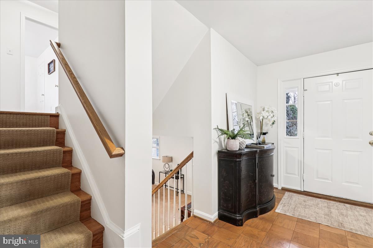 12145 Stirrup Road Reston, VA 20191 - Photo 29 of 80