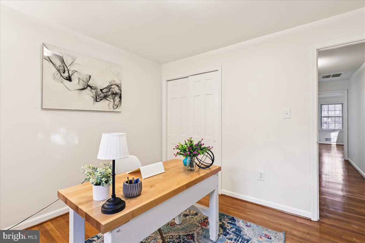 12145 Stirrup Road Reston, VA 20191 - Photo 47 of 80