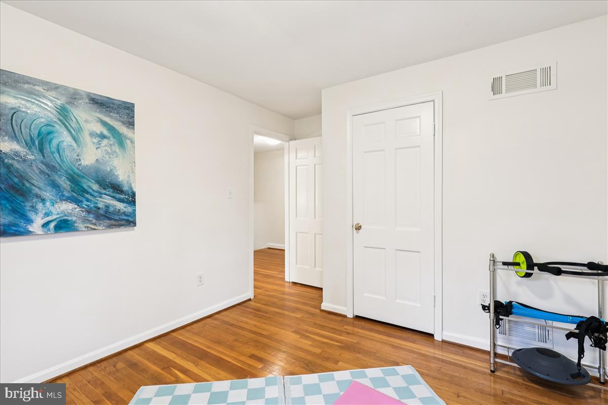 12145 Stirrup Road Reston, VA 20191 - Photo 51 of 80