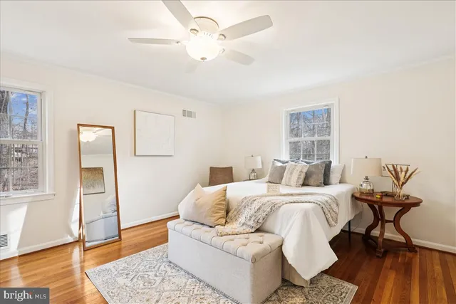 $899,999 | 12145 Stirrup Road, Reston, VA 20191