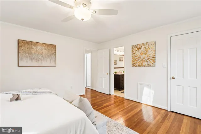 $899,999 | 12145 Stirrup Road, Reston, VA 20191