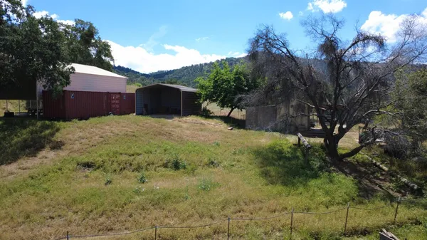 $300,000 | 39569 Clover Lane, Squaw Valley, CA 93675