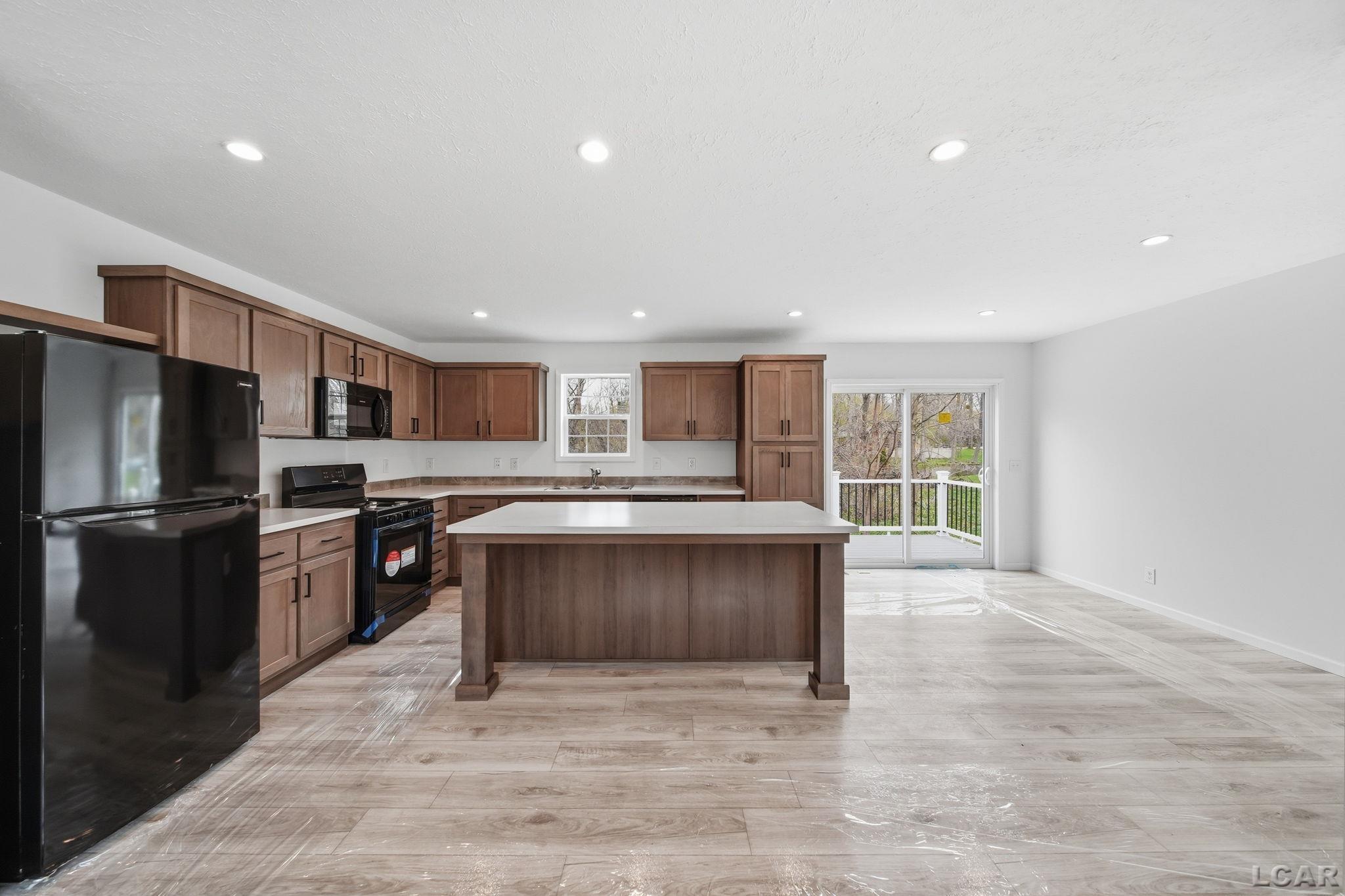 4762 Hooks Mill Road Adrian, MI 49221 - Photo 7 of 44