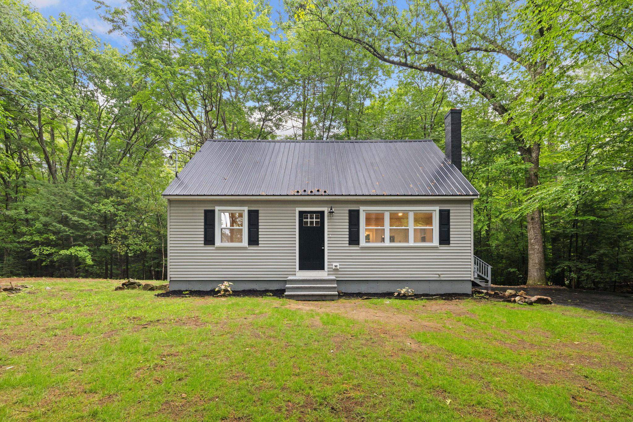18 Blueberry Hill Road Raymond, NH 03077 - Photo 2 of 40 Gallery Image 2
