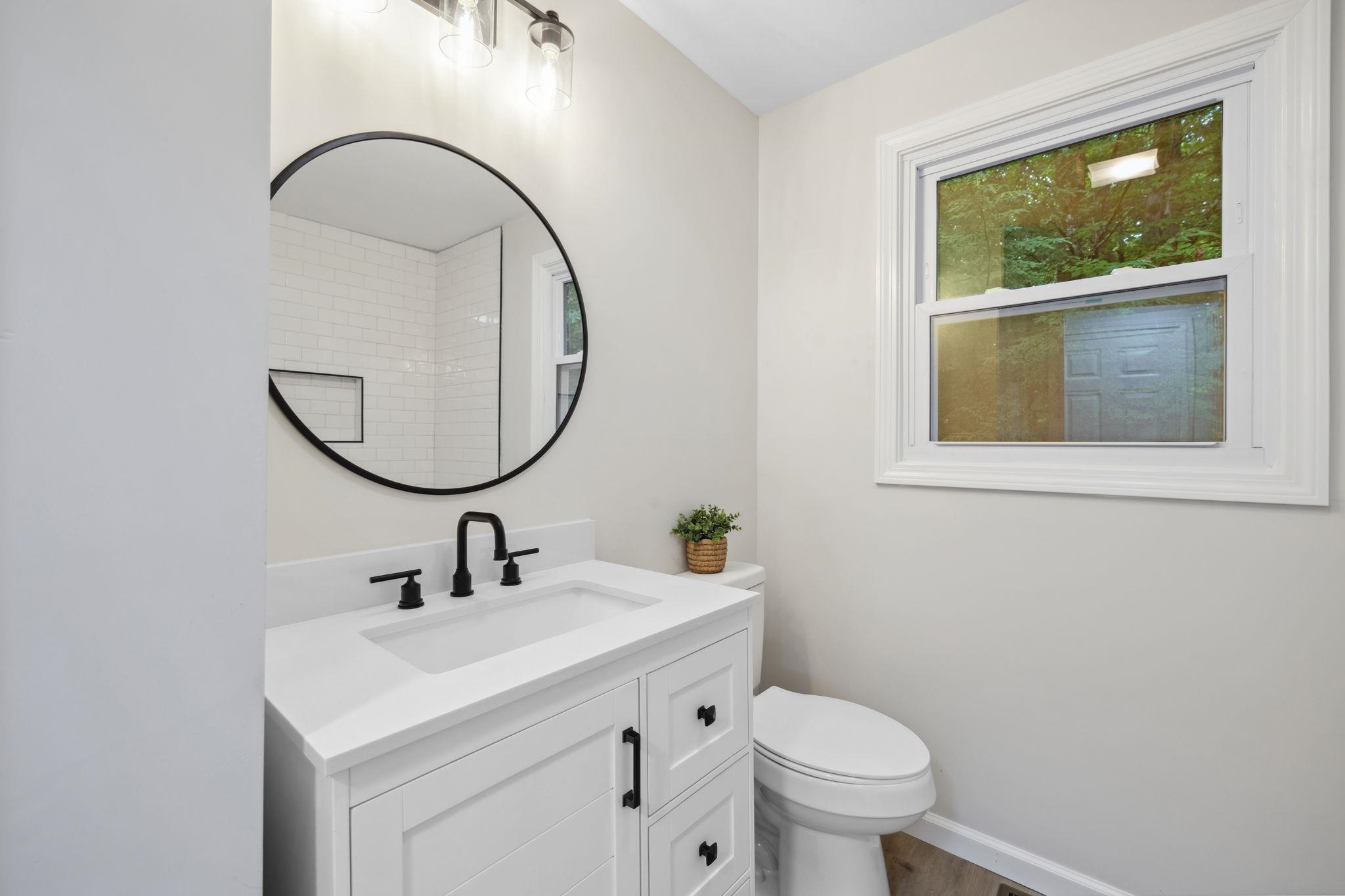 18 Blueberry Hill Road Raymond, NH 03077 - Photo 3 of 40 Gallery Image 3