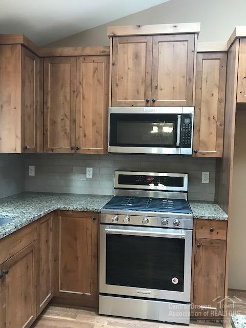 60038 Agate Road Bend, OR 97702 - Photo 14 of 21 Additional Photo