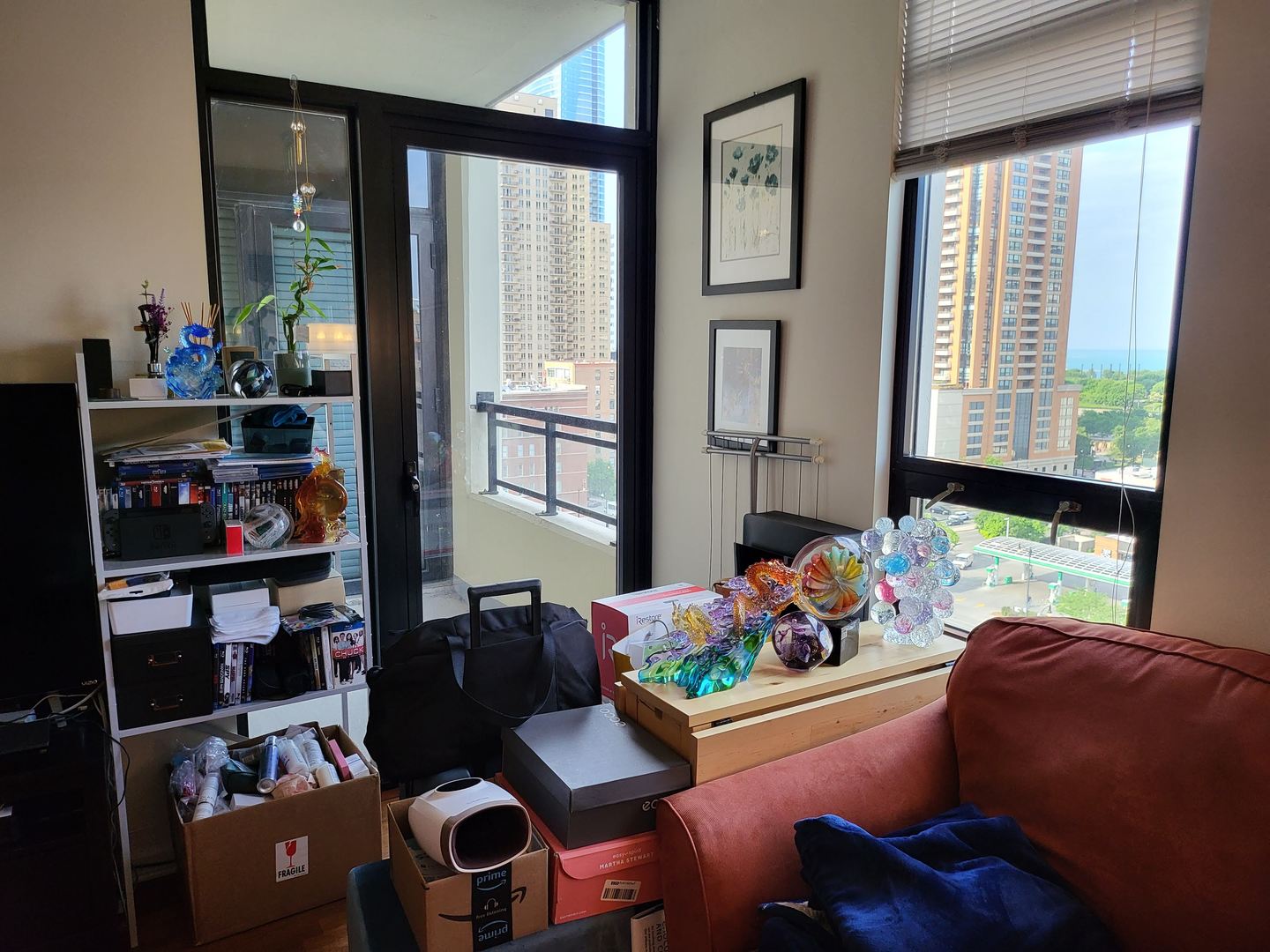 1255 South State Street, Unit 1203 Chicago, IL 60605 - Photo 16 of 21 a living room with furniture toys and a window
