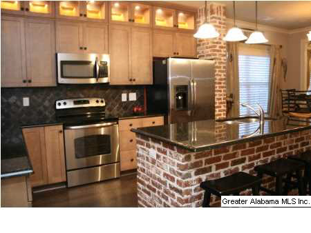 1582 Chace Way Birmingham, AL 35244 - Photo 2 of 6