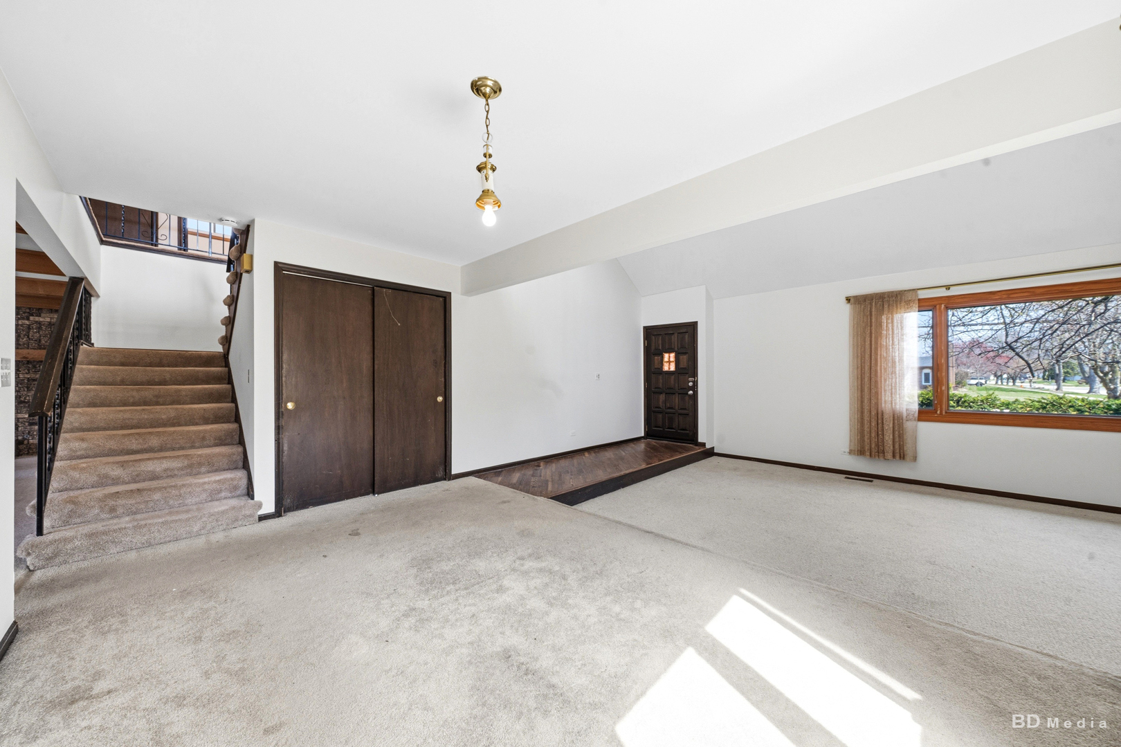 201 North River Road Naperville, IL 60540 - Photo 8 of 31