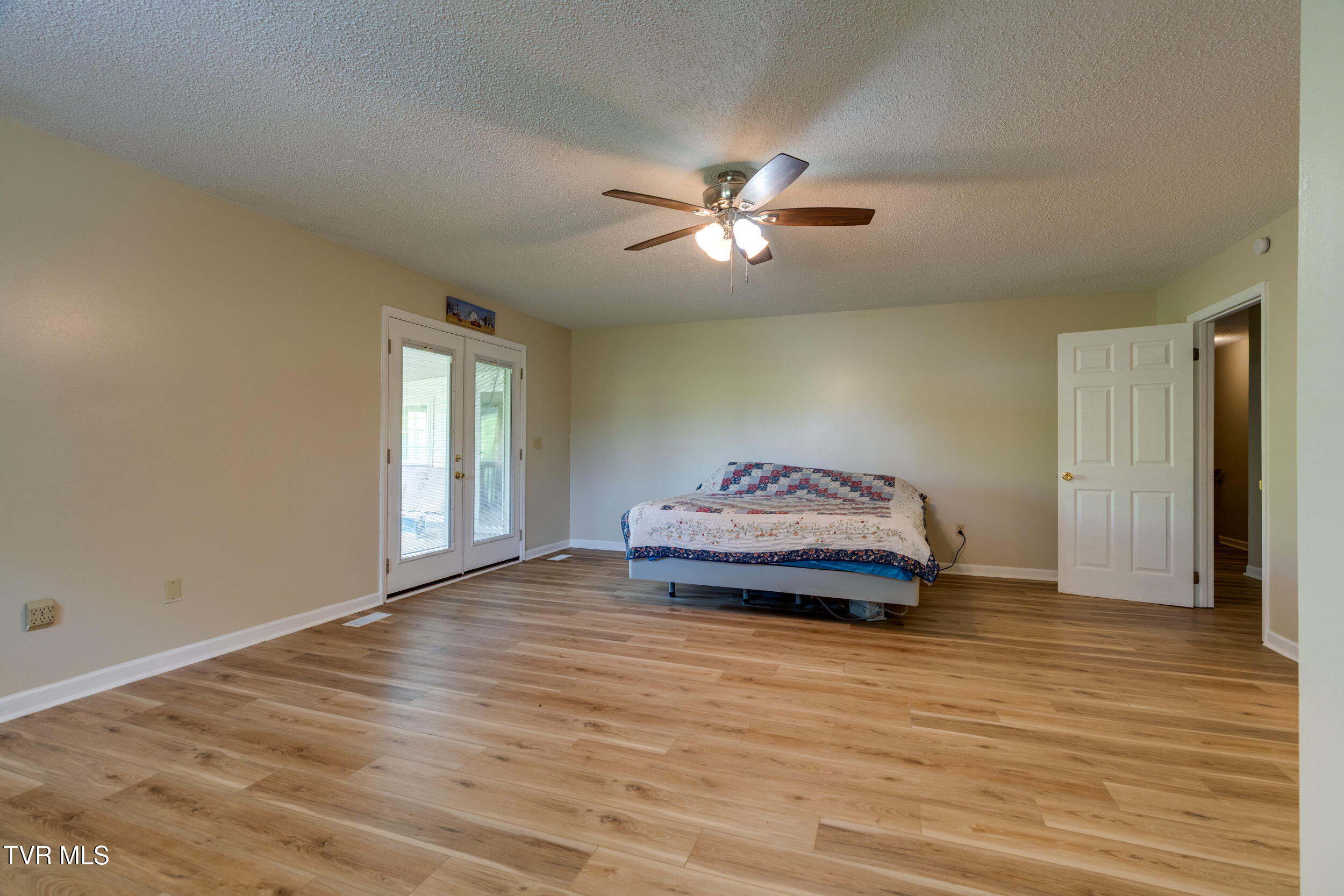 208 Buffalo Road Bluff City, TN 37618 - Photo 25 of 90 026