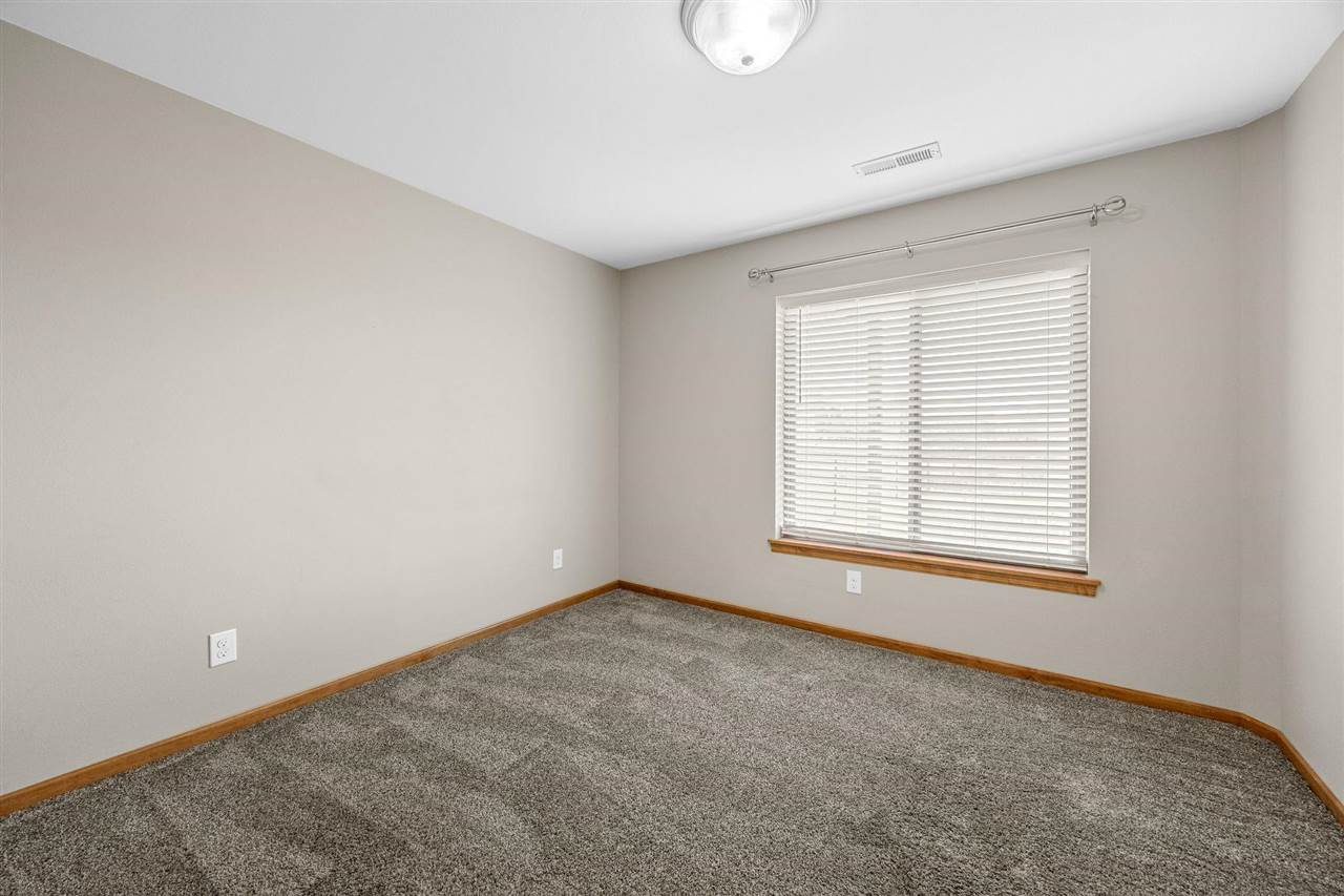132 South Park Ridge Road North Liberty, IA 52317 - Photo 28 of 38 Gallery Image 28