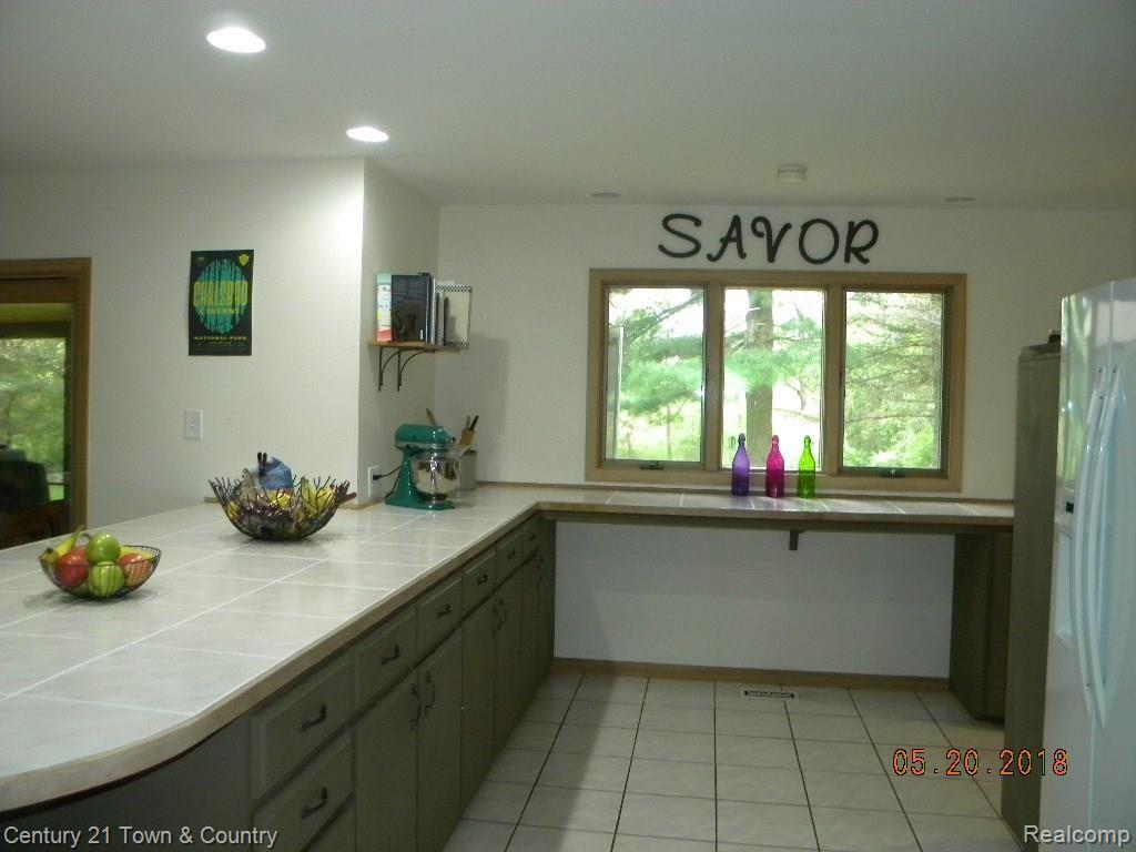 299 North Baldwin Road Oxford, MI 48371 - Photo 14 of 33 DSCN6628.JPG