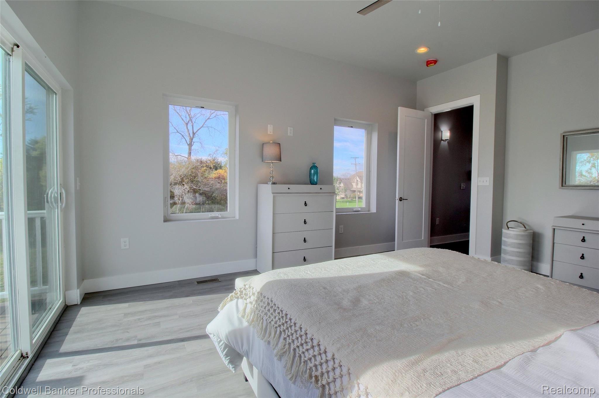 4250 Brest Road Newport, MI 48166 - Photo 17 of 32 18-Master-Bedroom-2nd-View.jpg