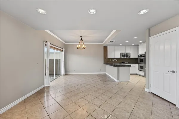 $6,500 | 152 Terraza Court, Costa Mesa, CA 92627