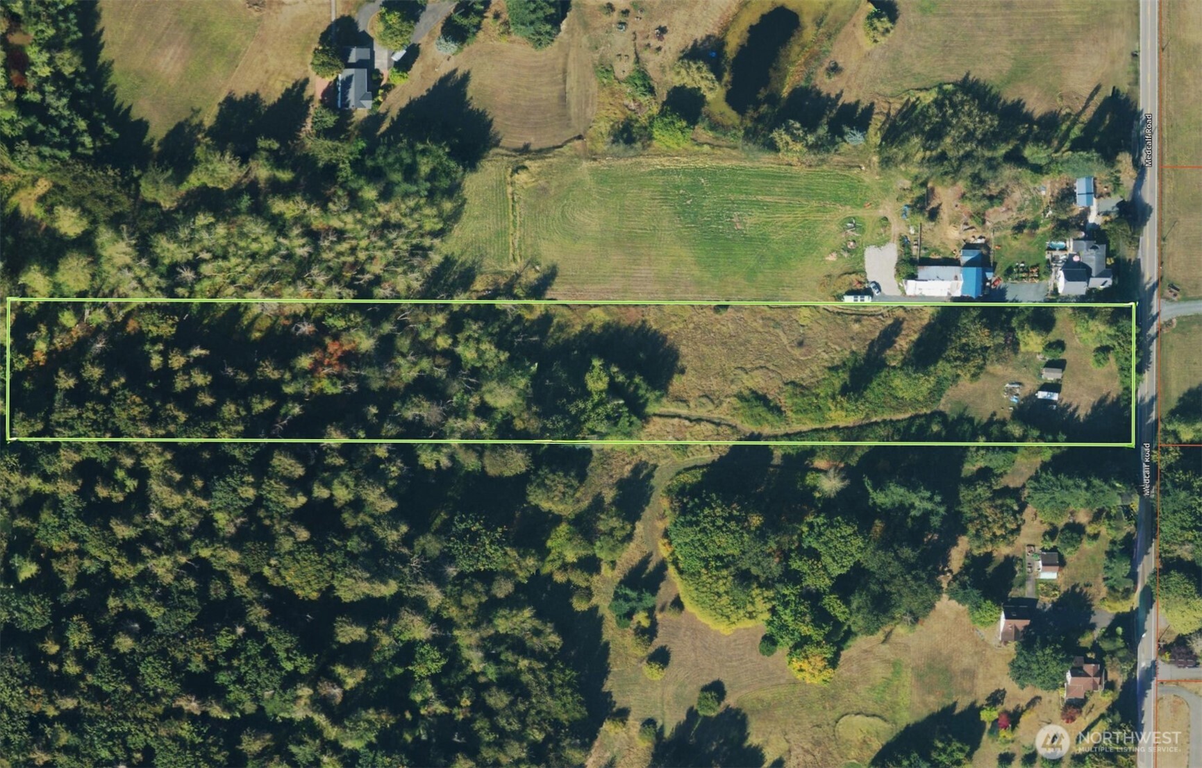 6011 Medcalf Road Bellingham, WA 98226 - Photo 2 of 22 view of a tennis court