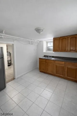 $4,150 | 391 Delano Place, Unit 1, Fairview, NJ 07022