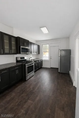 $4,150 | 391 Delano Place, Unit 1, Fairview, NJ 07022