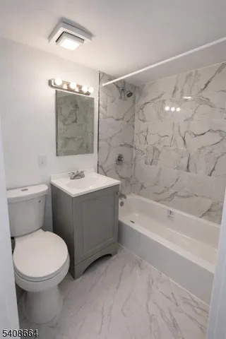 $4,150 | 391 Delano Place, Unit 1, Fairview, NJ 07022