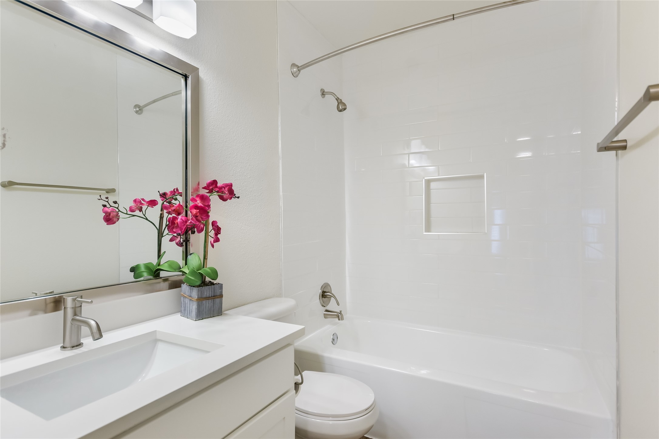 1200 Fairmount Avenue Austin, TX 78704 - Photo 10 of 14 Full bathroom with vanity and bathing tub / shower combination