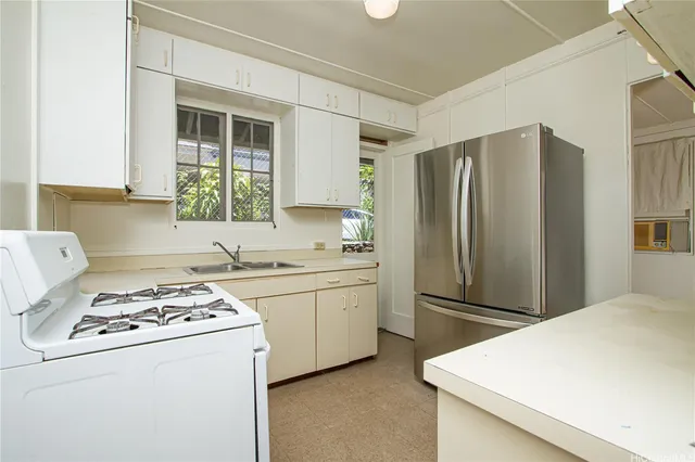 $2,250 | 1044 Green Street, Unit A, Honolulu, HI 96822