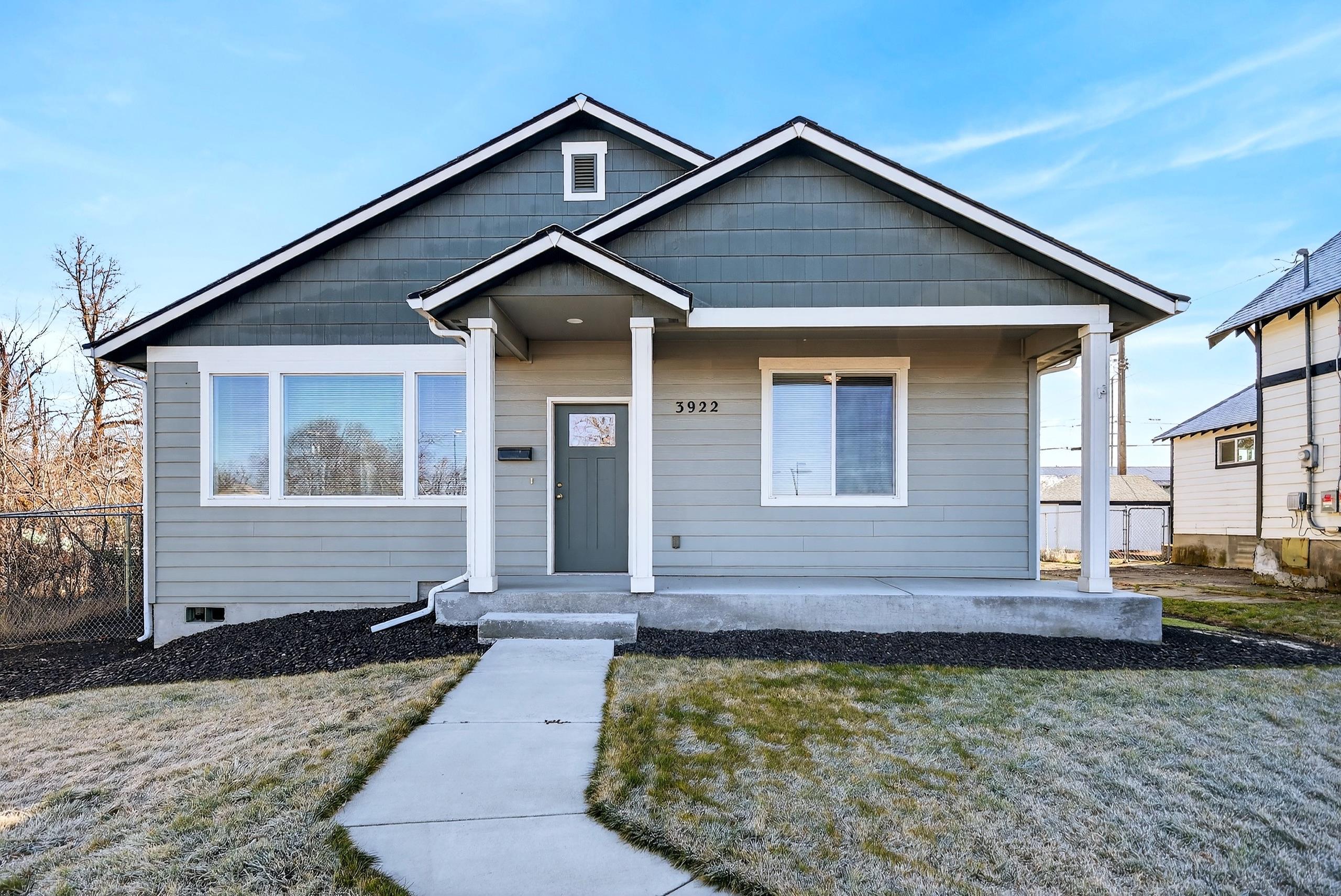 3922 North Maple Street Spokane, WA 99205 - Photo 2 of 50