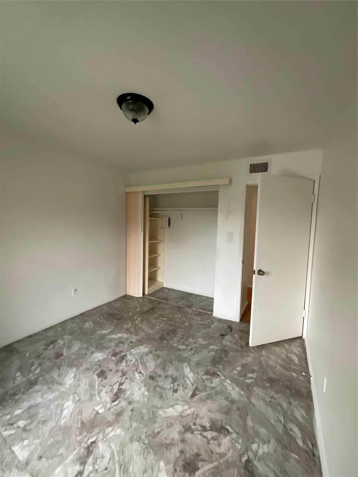 6161 Reims Road, Unit 1305 Houston, TX 77036 - Photo 23 of 28 a view of empty room