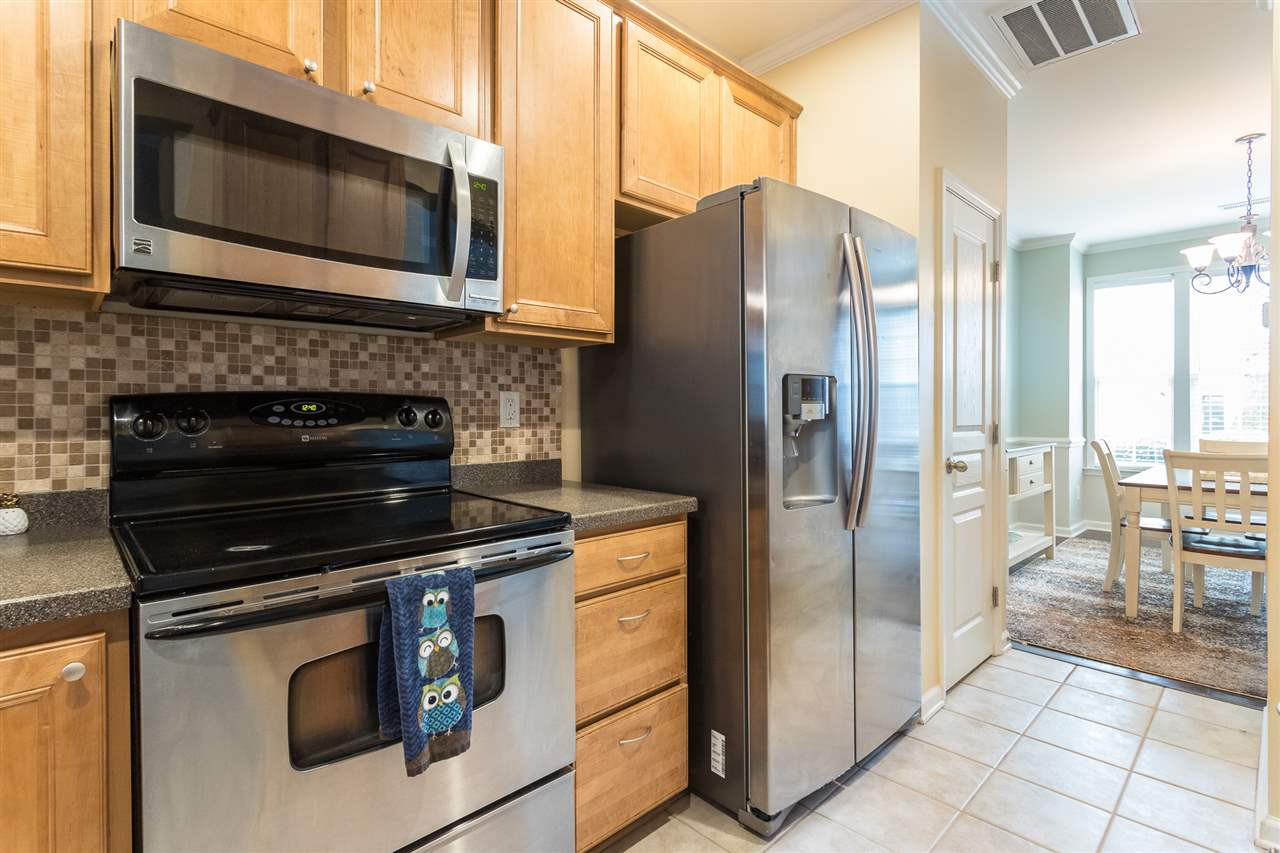 7881 Spungold Street Raleigh, NC 27617 - Photo 10 of 21 Refrigerator Conveys