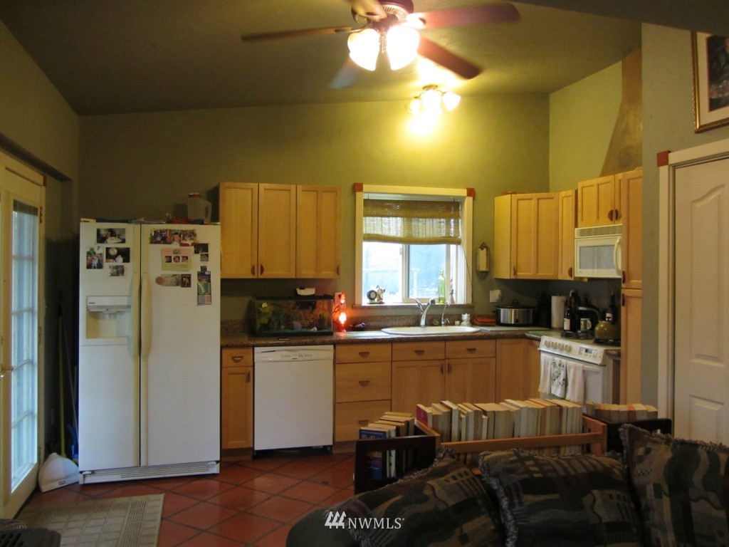 1316 Kaiser Road Southwest Olympia, WA 98512 - Photo 24 of 25 Gallery Image 24