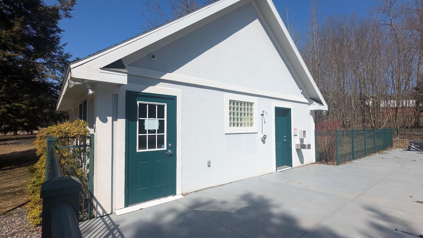 Opal Ridge Drive, Unit 68 Onekama, MI 49675 - Photo 14 of 35 Back side of Clubhouse