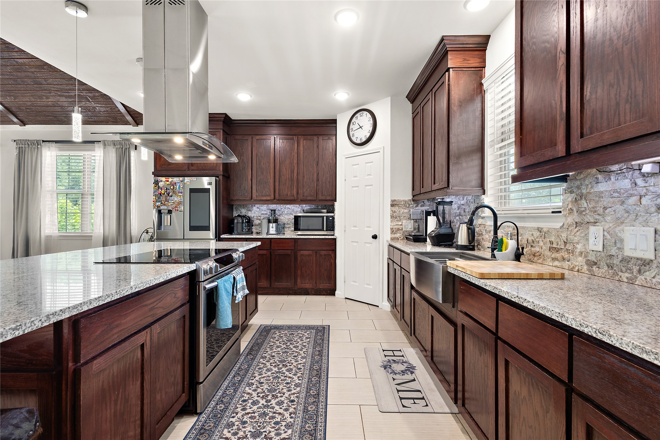 625 Pittman Road Richmond, TX 77469 - Photo 11 of 41 Chef's Kitchen with Granite Countertops