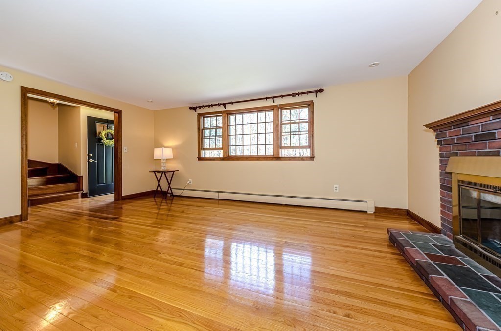 258 Dutton Road Sudbury, MA 01776 - Photo 10 of 42