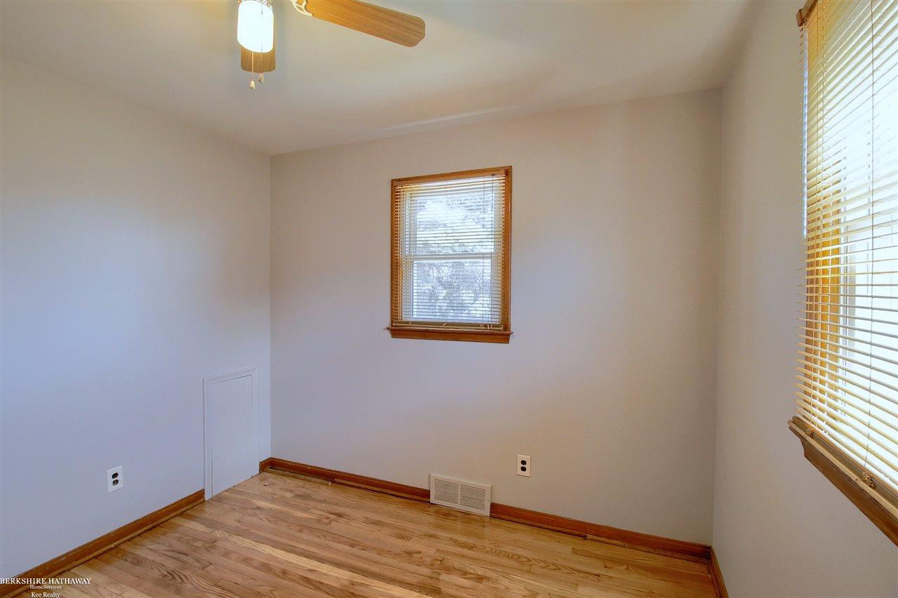 23782 Roxana Avenue Eastpointe, MI 48021 - Photo 16 of 32 50011288-15.JPG