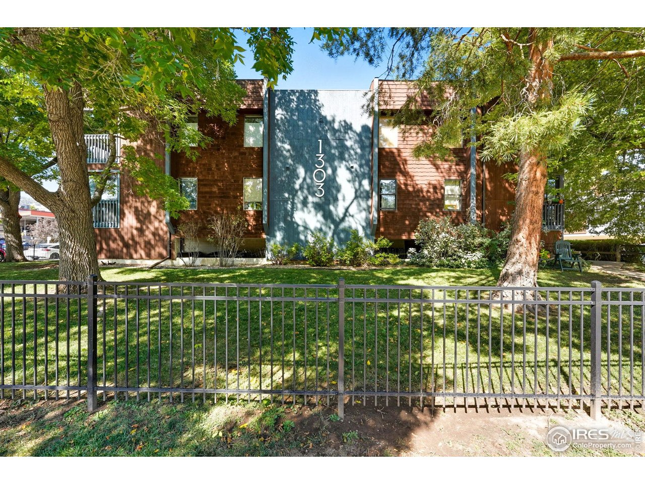 1303 Alpine Avenue, Unit 24 Boulder, CO 80304 - Photo 32 of 46 a view of a park