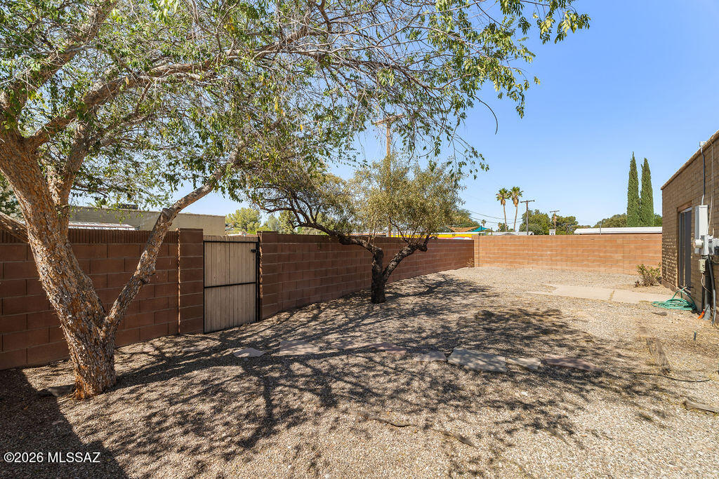 4502 East Fort Lowell Road Tucson, AZ 85712 - Photo 43 of 46