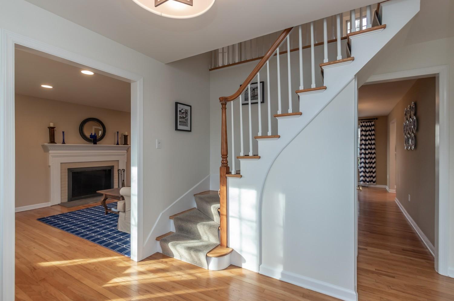 6 Wilson Ridge Road Darien, CT 06820 - Photo 3 of 35 03-6_Wilson_Ridge_Rd