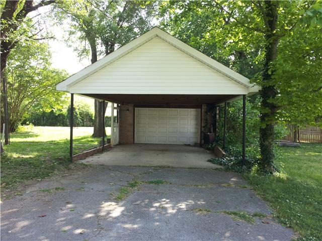 3447 Pembroke Road Clarksville, TN 37042 - Photo 16 of 16 Detached Garage