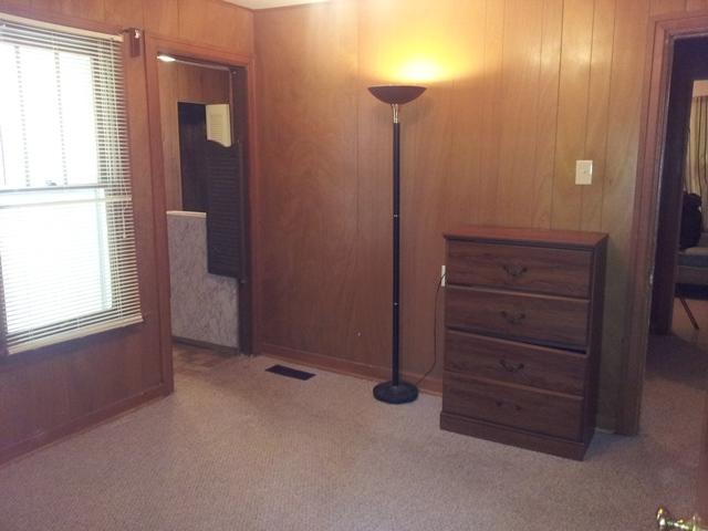 3447 Pembroke Road Clarksville, TN 37042 - Photo 7 of 16 Bedroom 1 With Full Bathroom