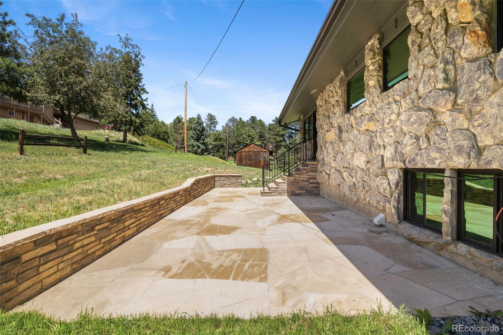 22133 Crestmoor Road Golden, CO 80401 - Photo 33 of 43 Gallery Image 33