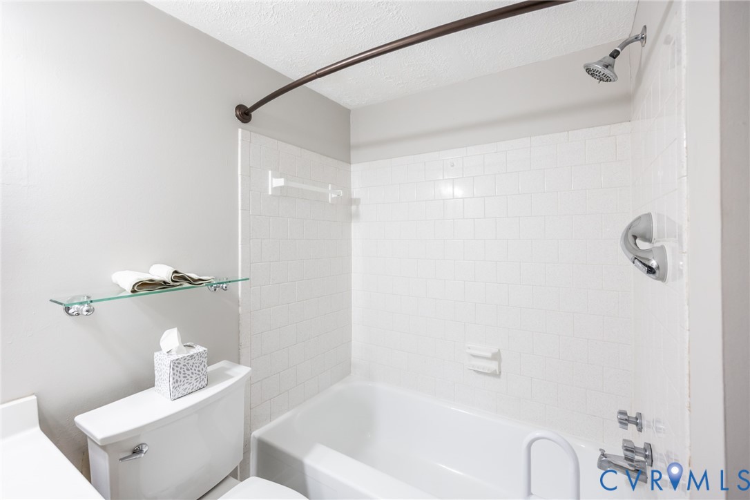 1501 Largo Road, Unit 203 Henrico, VA 23238 - Photo 27 of 30 Gallery Image 27