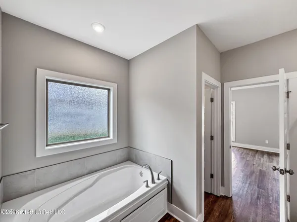 $2,400 | 750 Magnolia Pt Circle, Pearl, MS 39208