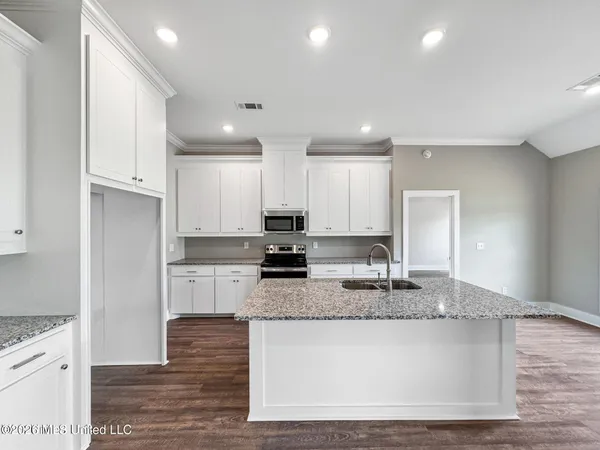 $2,400 | 750 Magnolia Pt Circle, Pearl, MS 39208