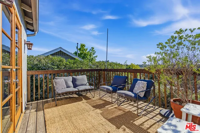 $1,150,000 | 6024 Crestwood Way, Los Angeles, CA 90042